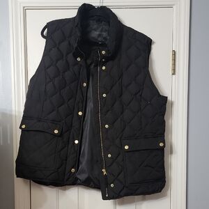 Talbots Women's Quilted Vest with Gold Buttons